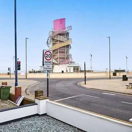 Seaside Pano #8 At Bowles By Yoko Redcar